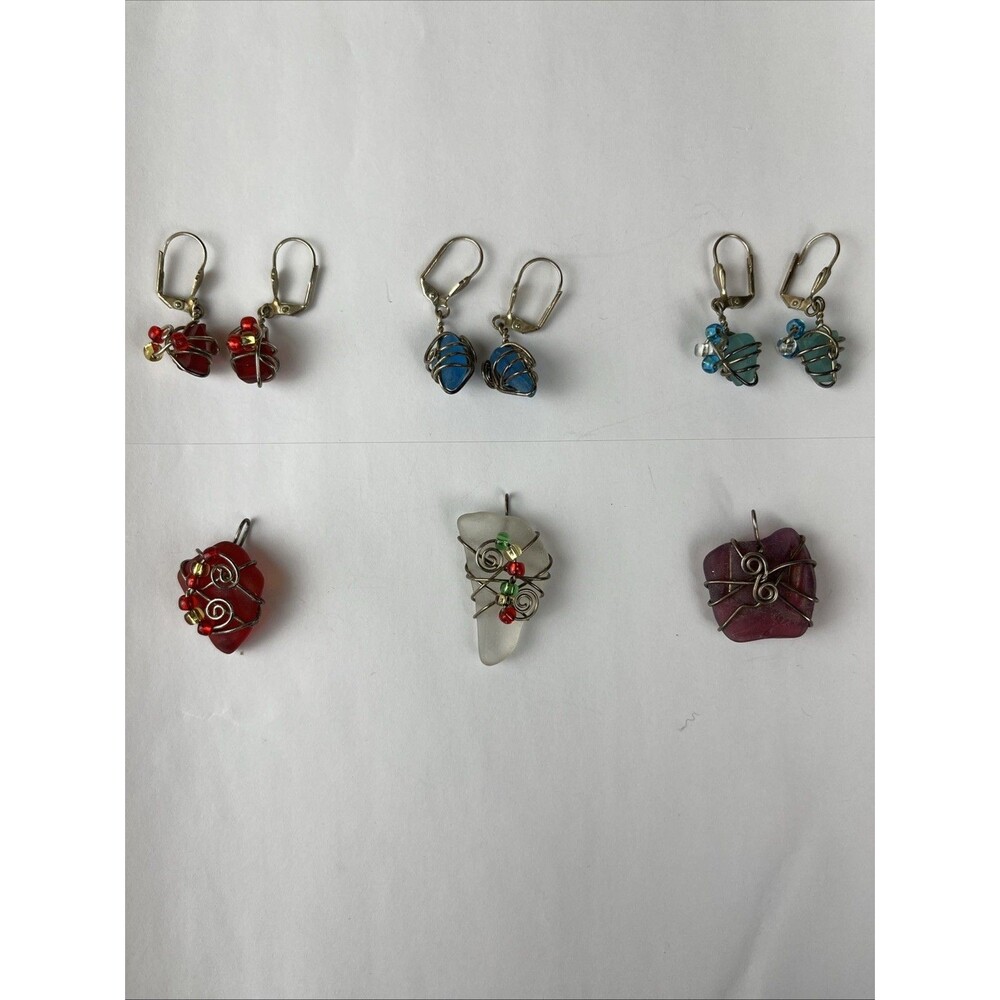 Vintage Red Aqua White Sea Glass Beaded Drop Earrings‎ & Pendant Lot
